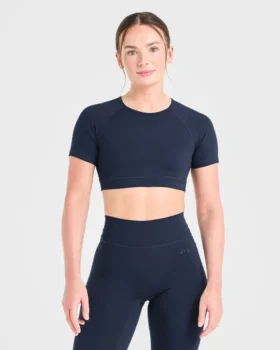 Staple Crop-Top