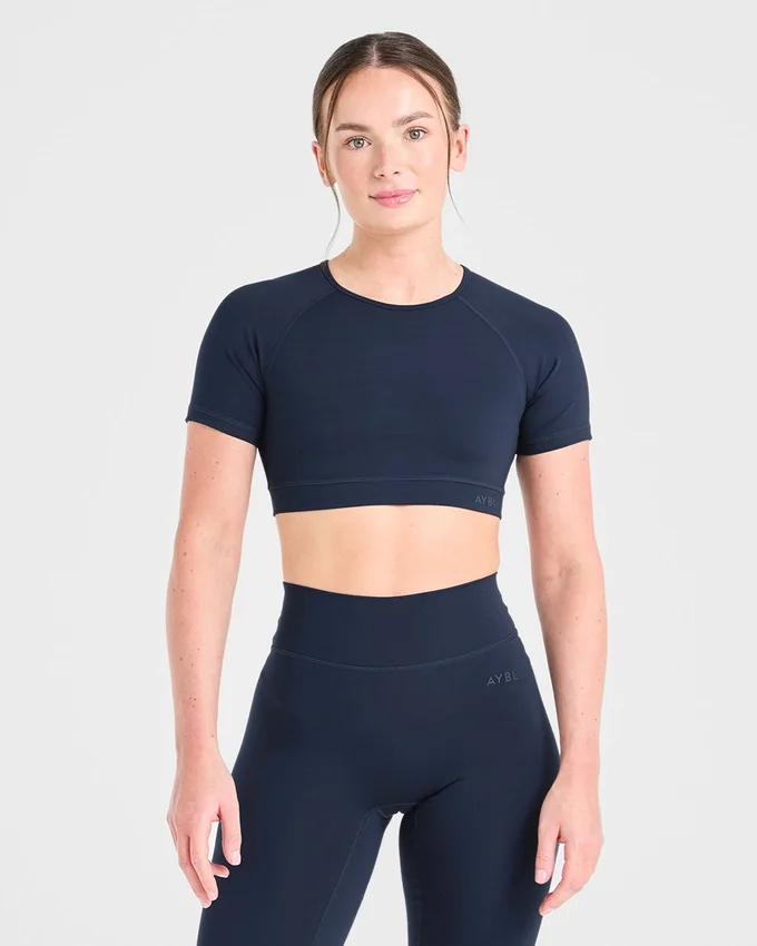 Staple Crop-Top