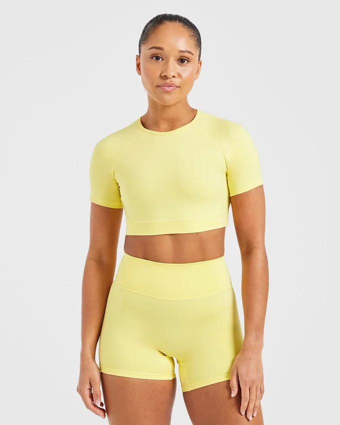 Staple Crop-Top