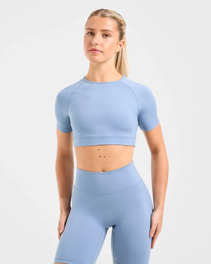 Staple Crop-Top