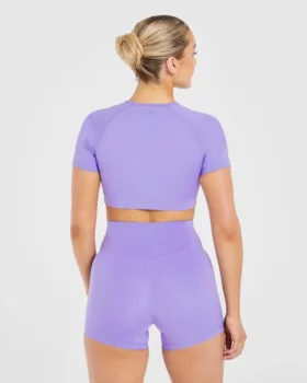Staple Crop-Top