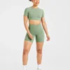 Staple Crop-Top