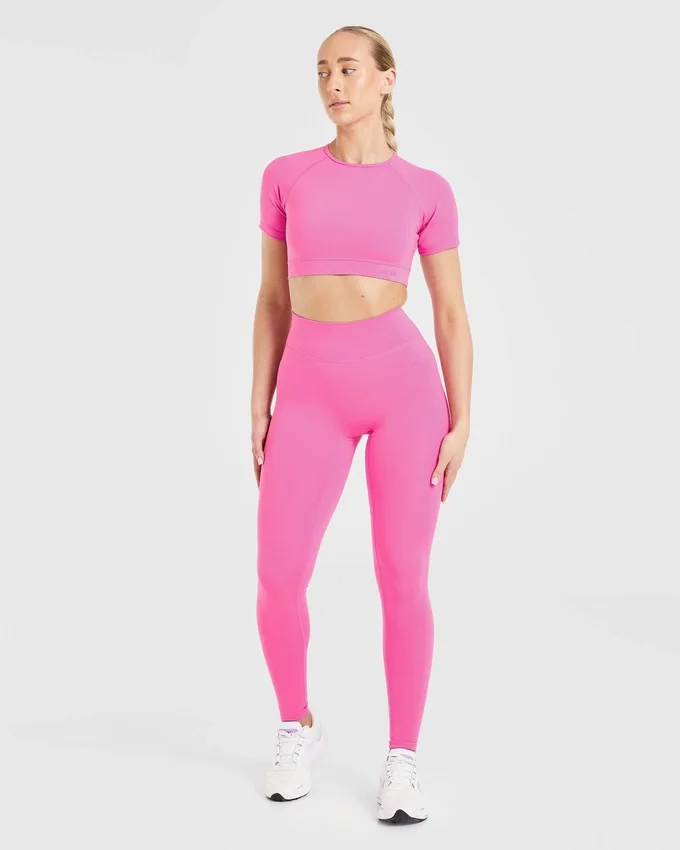 Staple Crop-Top