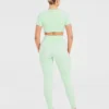 Staple Crop-Top