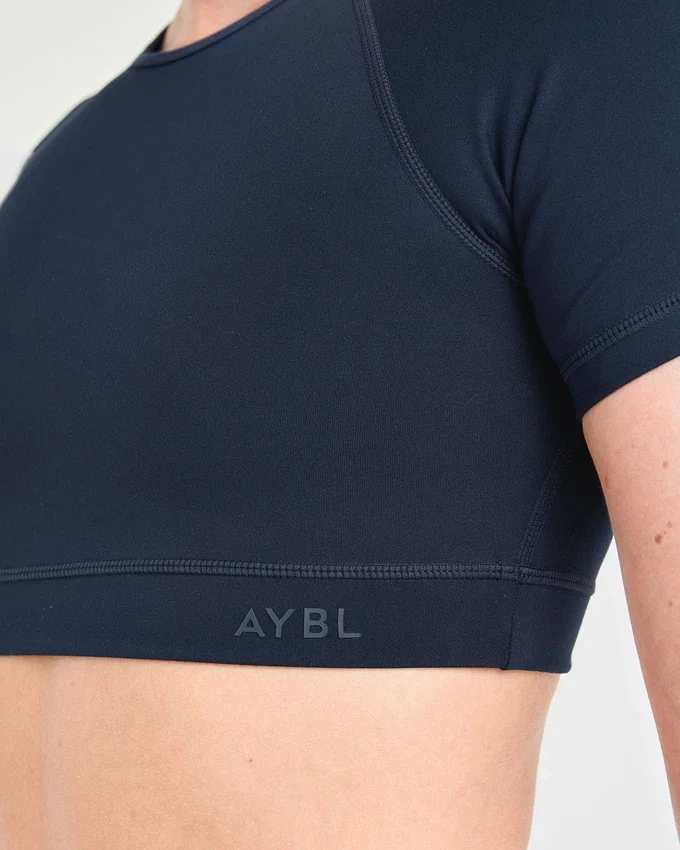 Staple Crop-Top