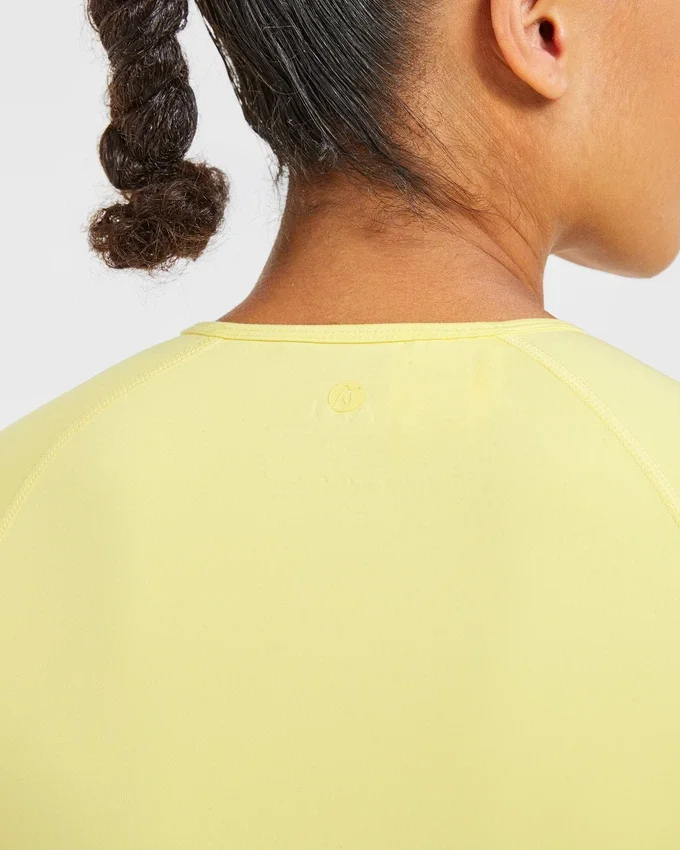 Staple Crop-Top