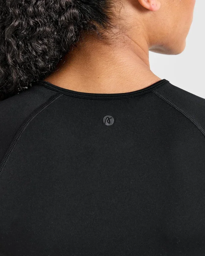 Staple Crop-Top