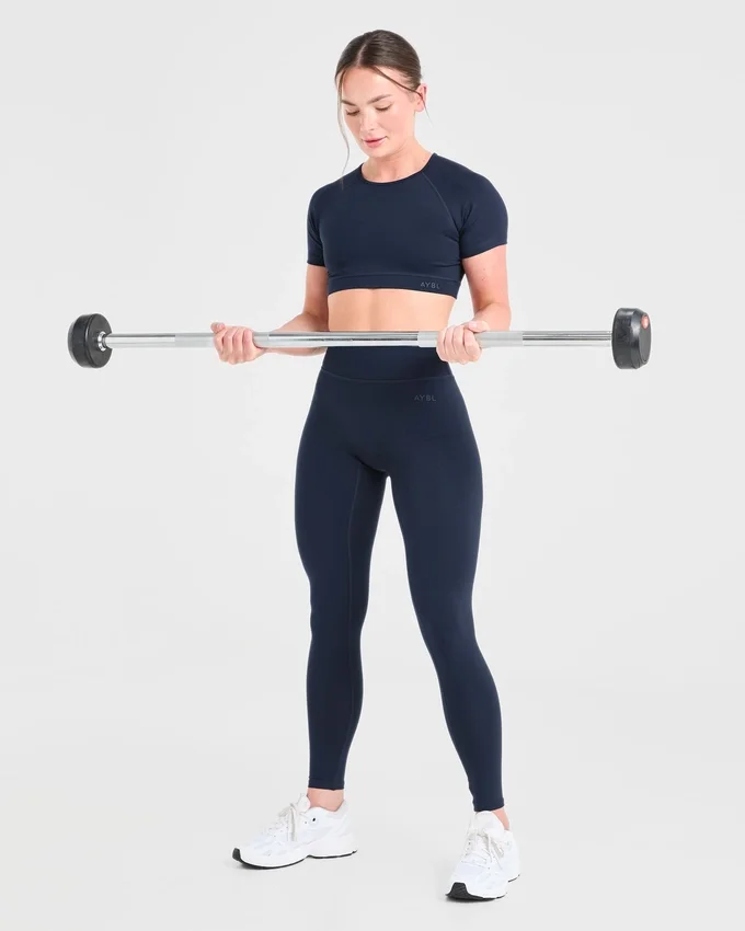 Staple Crop-Top