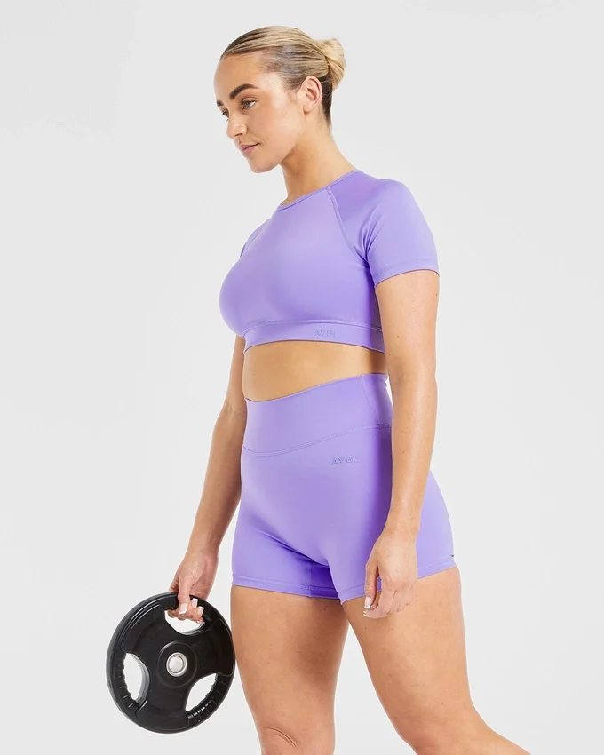 Staple Crop-Top