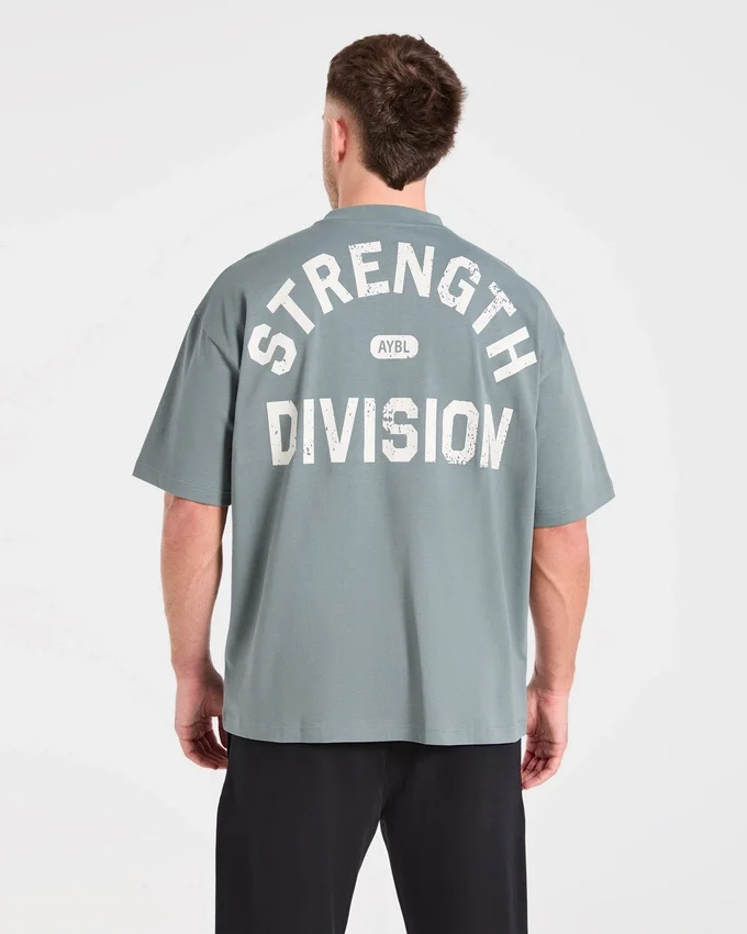 Strength Division Oversize-T-Shirt