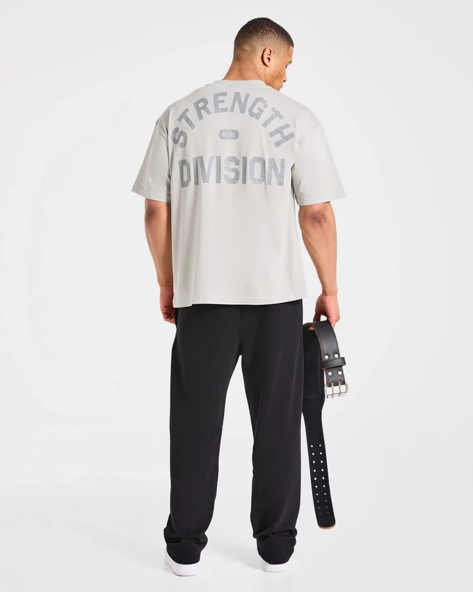 Strength Division Oversize-T-Shirt