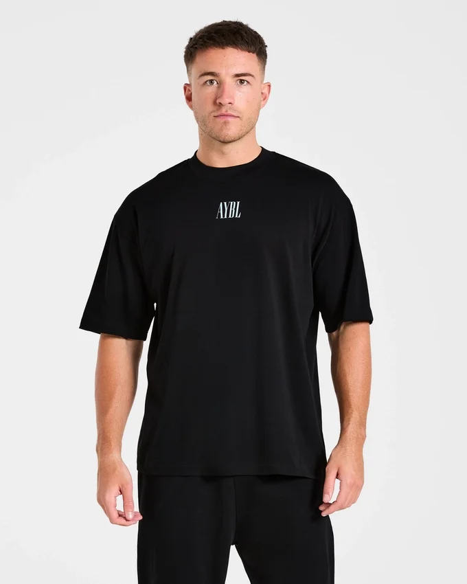 „Strength Of Titans“ Oversize-T-Shirt