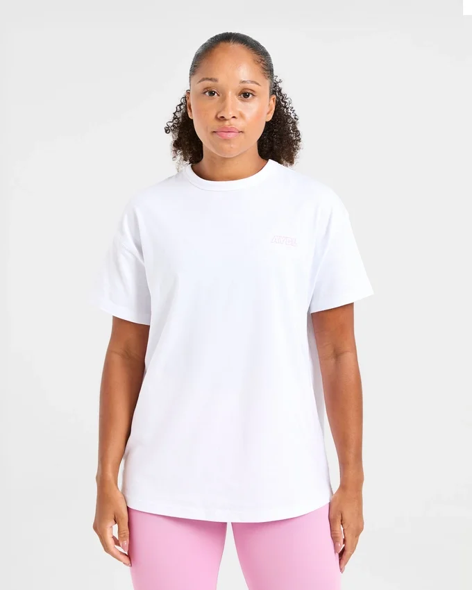 „Strength Starts Here“ Oversize-T-Shirt