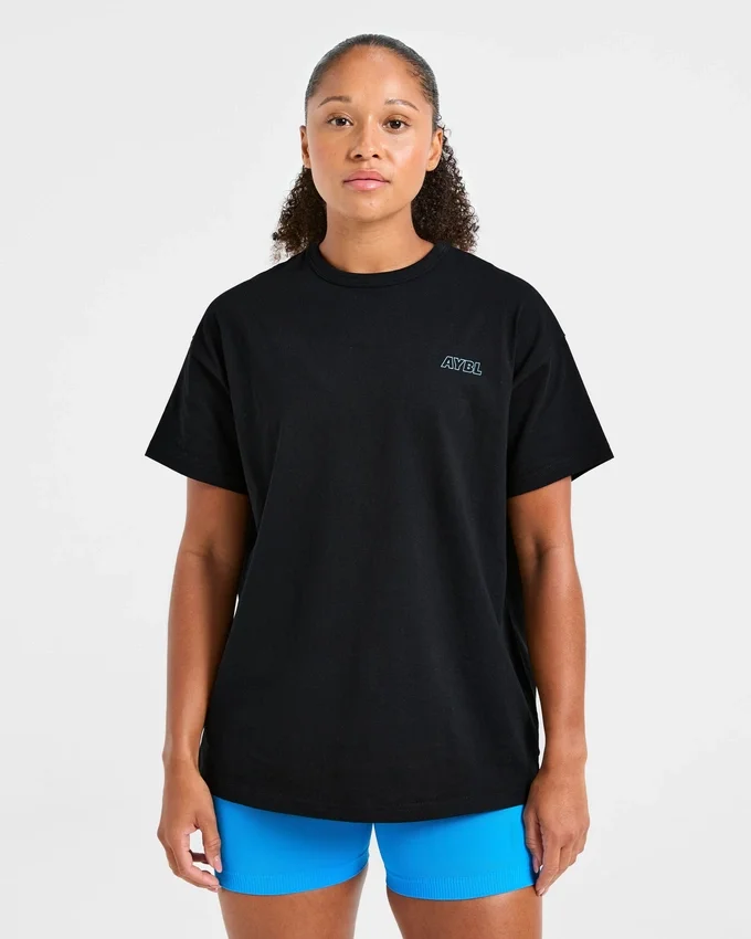 „Strength Starts Here“ Oversize-T-Shirt