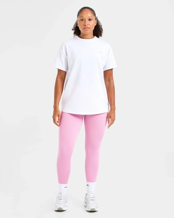 „Strength Starts Here“ Oversize-T-Shirt