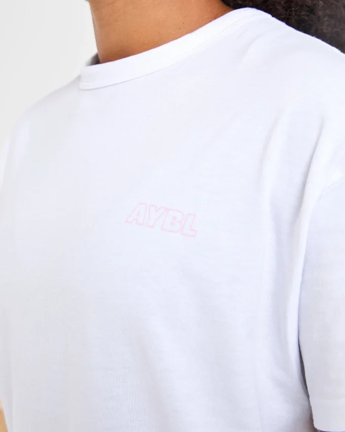 „Strength Starts Here“ Oversize-T-Shirt