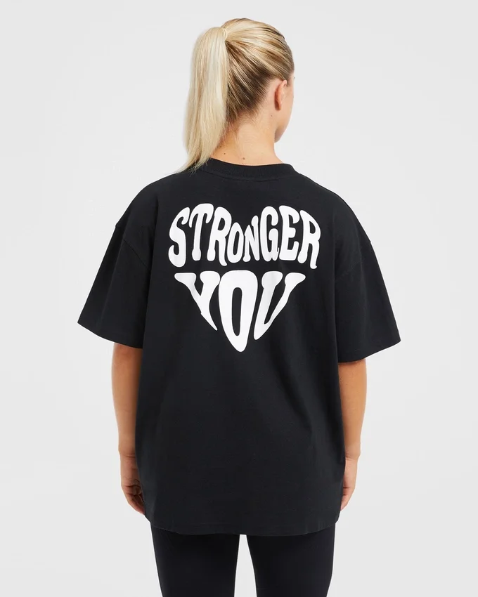 „Stronger You“ Oversize-T-Shirt