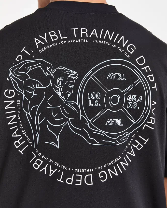 Training Dept. Illustration Oversize-T-Shirt