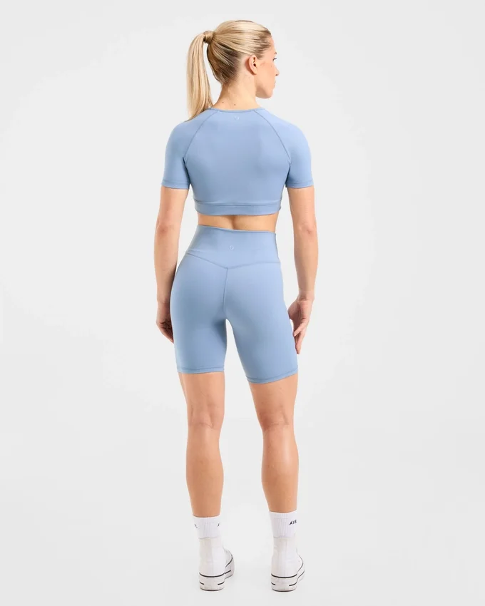 Staple Crop-Top