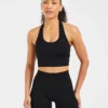 Unverzichtbares Crop-Top mit Neckholder