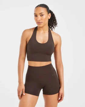 Unverzichtbares Crop-Top mit Neckholder