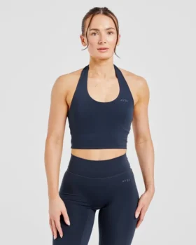 Unverzichtbares Crop-Top mit Neckholder