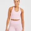 Unverzichtbares Crop-Top mit Neckholder