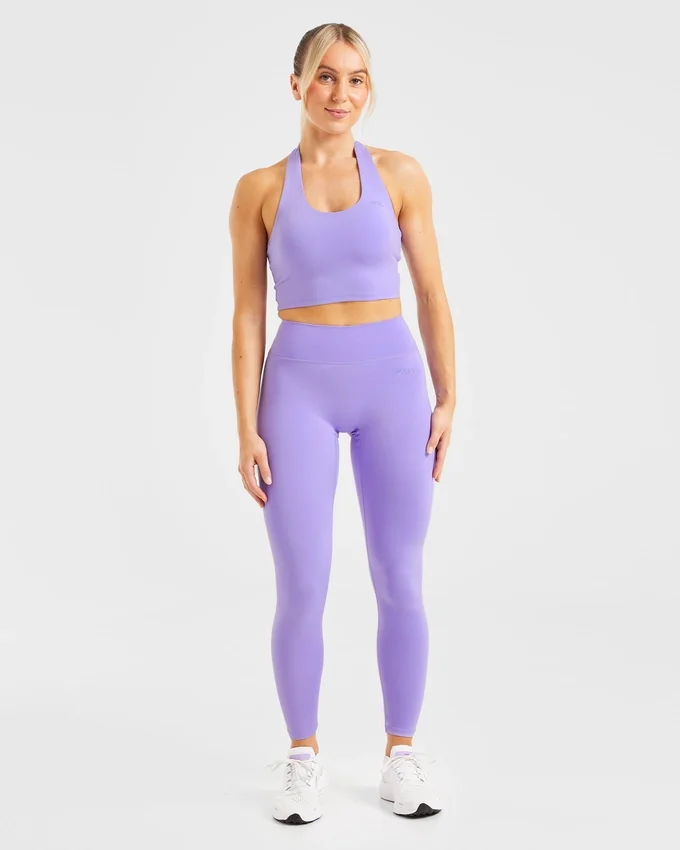 Unverzichtbares Crop-Top mit Neckholder