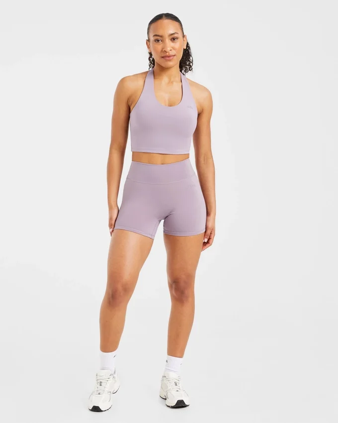Unverzichtbares Crop-Top mit Neckholder