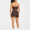 Unverzichtbares Crop-Top mit Neckholder