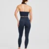 Unverzichtbares Crop-Top mit Neckholder
