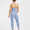 Unverzichtbares Crop-Top mit Neckholder