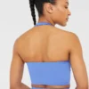 Unverzichtbares Crop-Top mit Neckholder