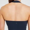 Unverzichtbares Crop-Top mit Neckholder