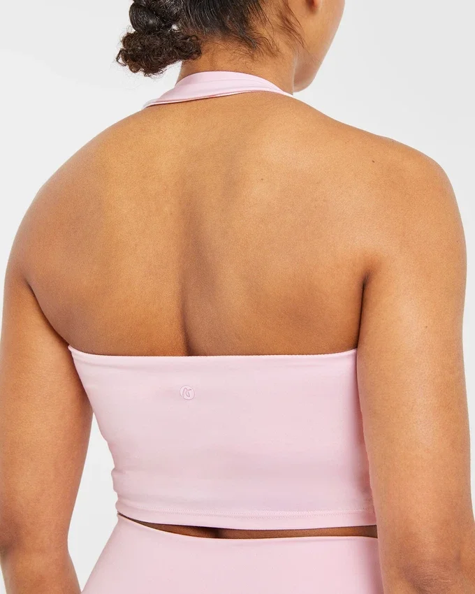 Unverzichtbares Crop-Top mit Neckholder