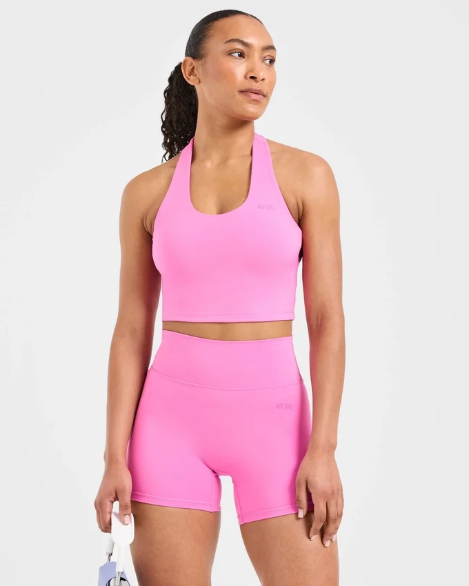 Unverzichtbares Crop-Top mit Neckholder