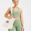 Unverzichtbares Crop-Top mit Neckholder