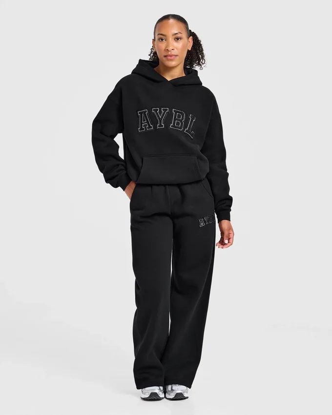 Varsity-Applikation – Oversize-Hoodie